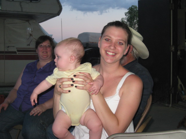 617x456 pixels (83K)